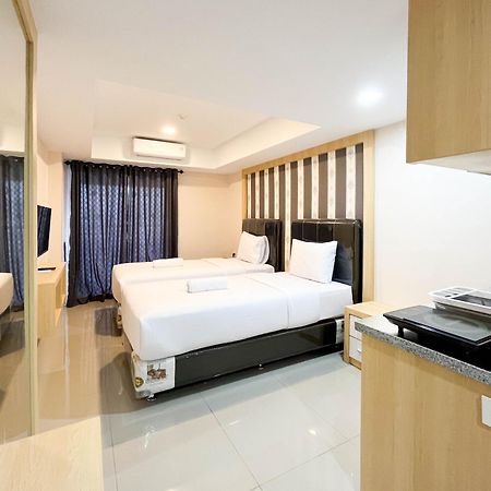 Comfortable And Tidy Studio De Prima Apartment By Travelio Medan Ngoại thất bức ảnh